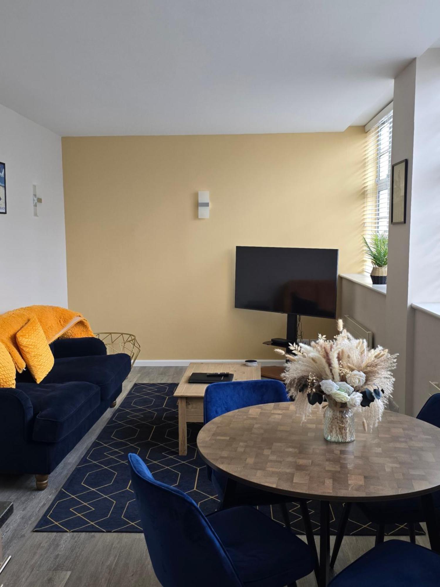 Your Holiday & Home Brighton Екстериор снимка